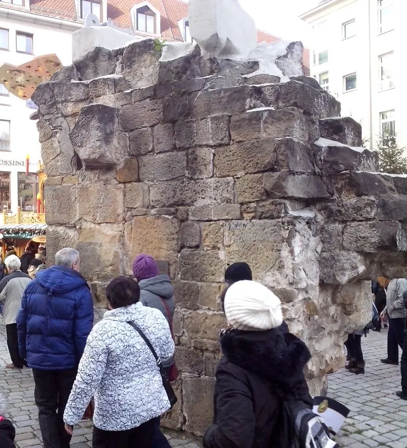 Fragment oryginalnej kopuły Frauenkirche